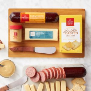 California Delicious 531001 Classic Charcuterie Snacks Gift Set